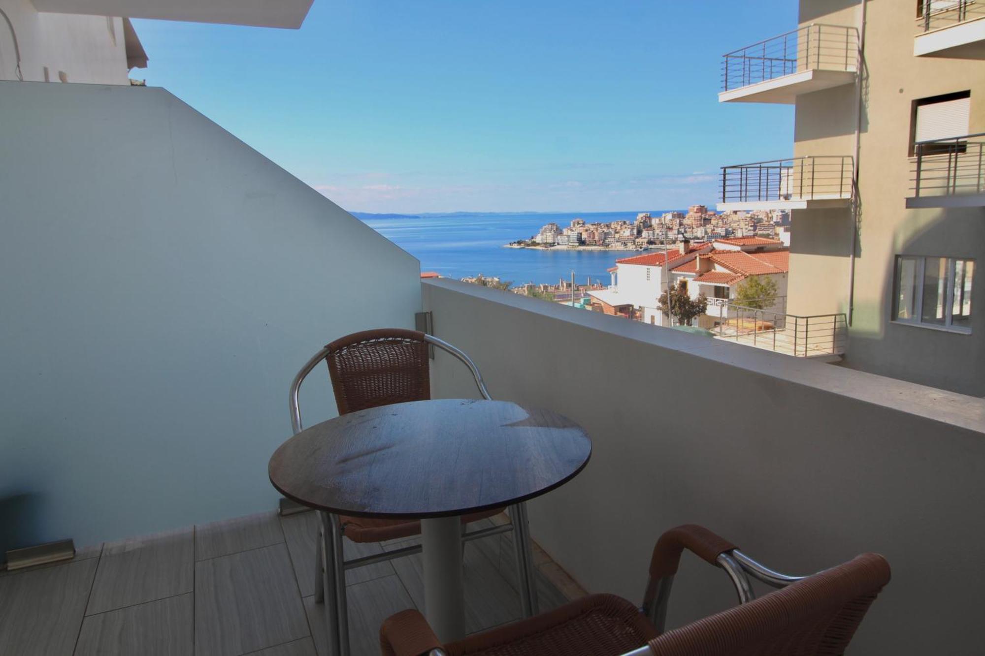 Sela Apartments Sarandë Esterno foto