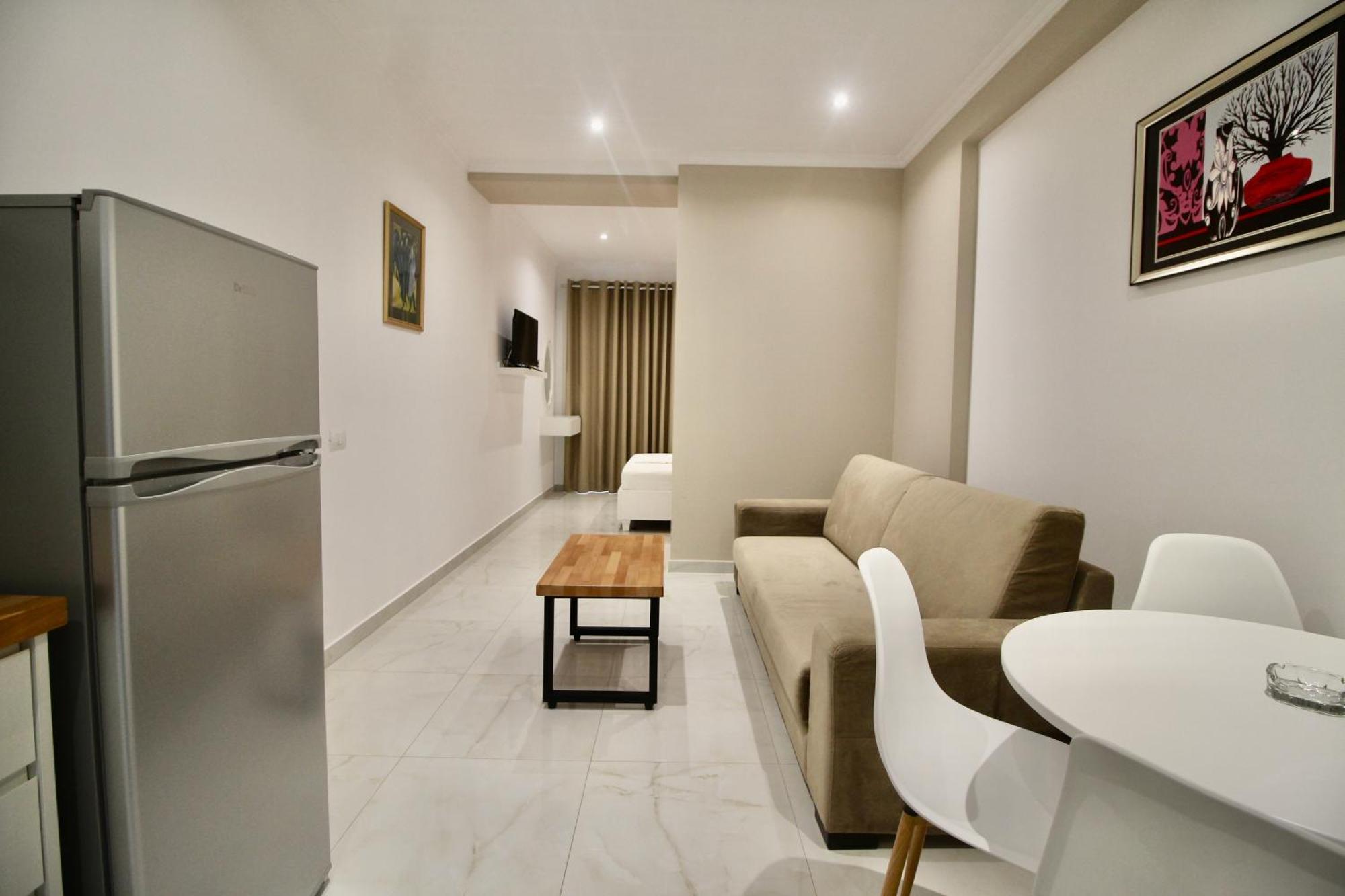 Sela Apartments Sarandë Esterno foto